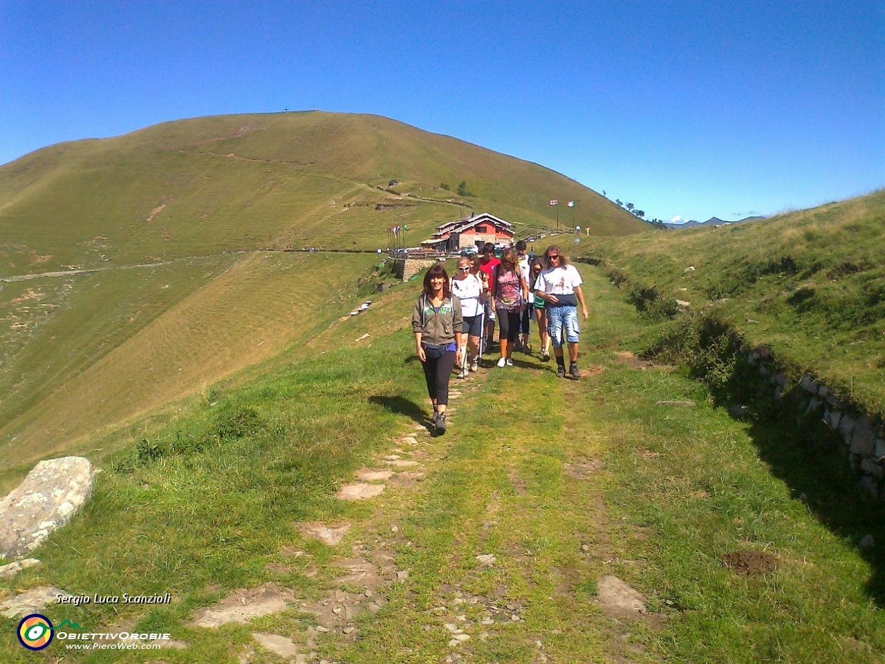11 In marcia verso le postazioni di tiro.jpg